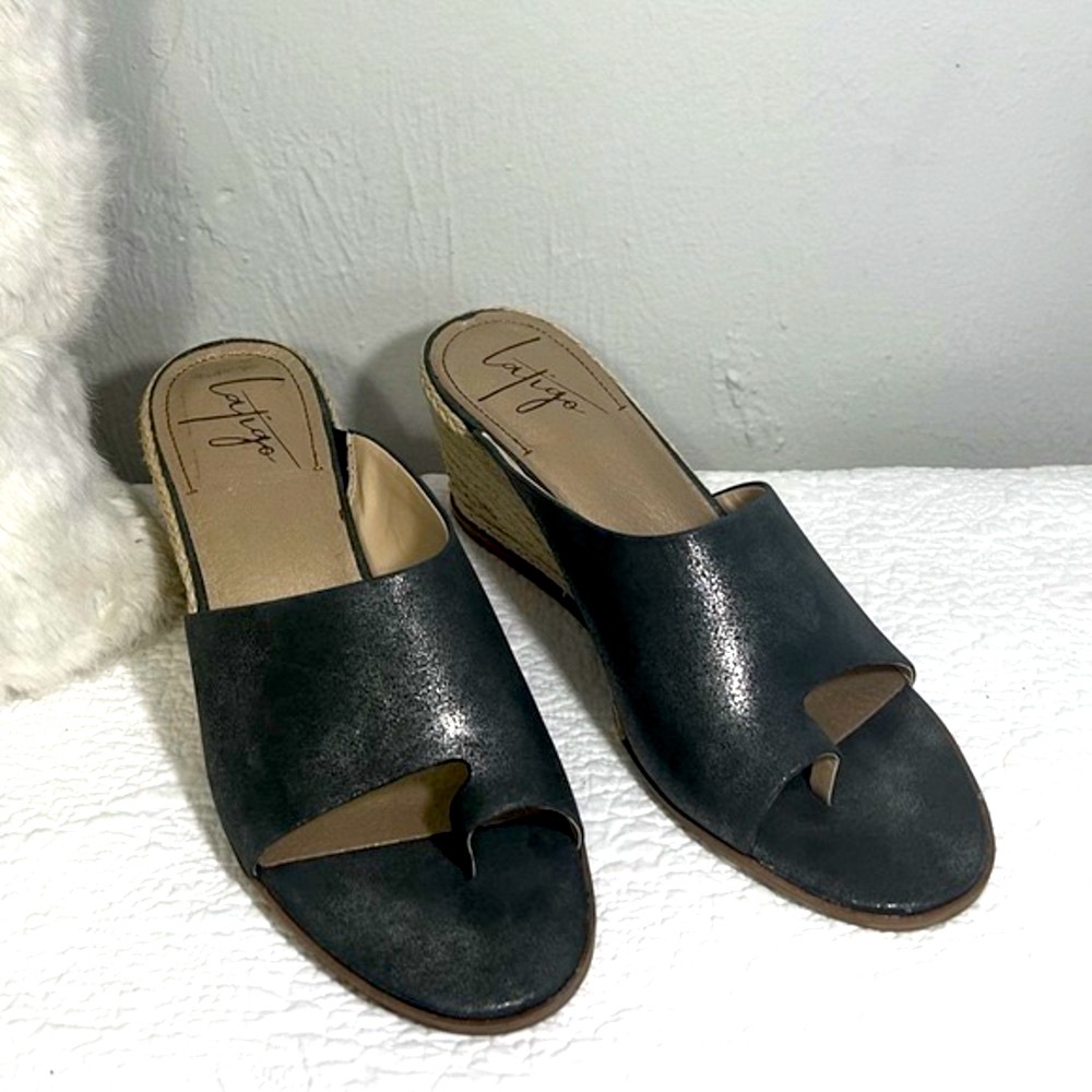 Latigo Metallic Black Wedges- Size 11